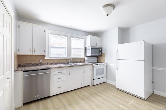 154 Lake Court Ave, Lynchburg, VA 24502