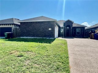 2310 Vaughn Dr, Corpus Christi, TX 78414