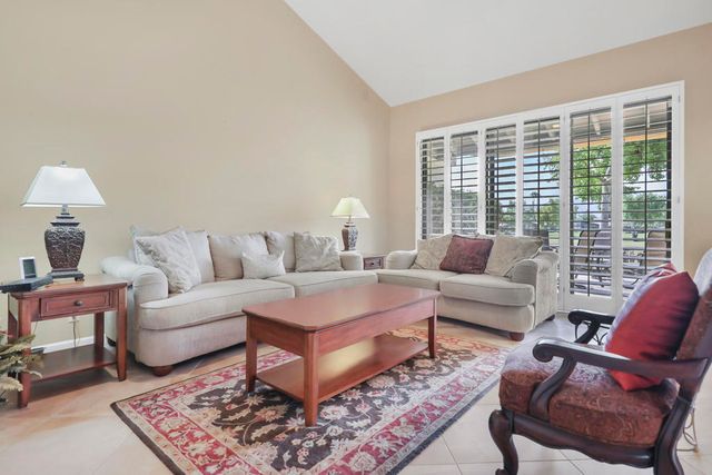 241 Bouquet Canyon Drive, Palm Desert, CA 92211