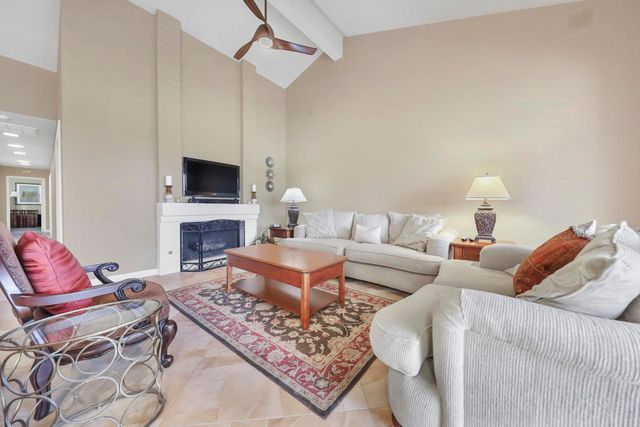 241 Bouquet Canyon Drive, Palm Desert, CA 92211