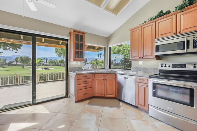 241 Bouquet Canyon Drive, Palm Desert, CA 92211