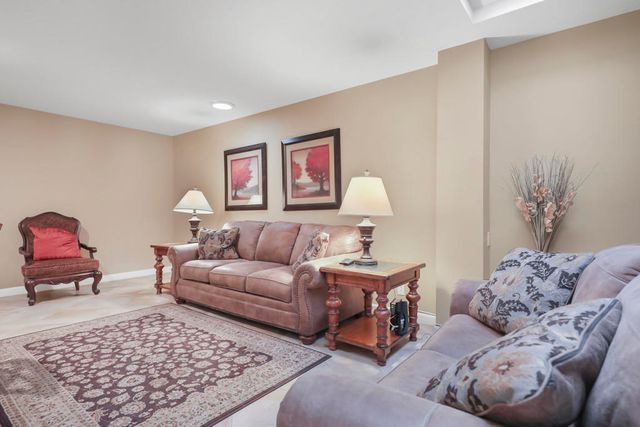 241 Bouquet Canyon Drive, Palm Desert, CA 92211