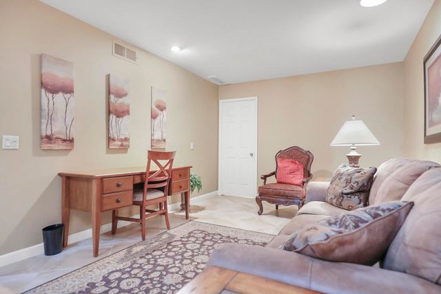 241 Bouquet Canyon Drive, Palm Desert, CA 92211