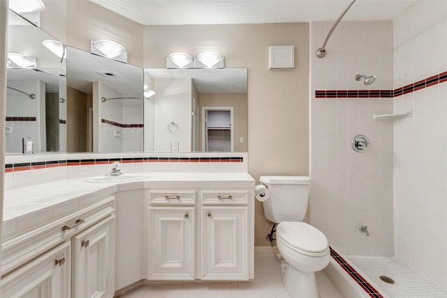9650 Val Verde Street, Houston, TX 77063