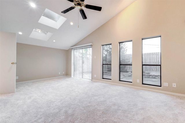 9650 Val Verde Street, Houston, TX 77063