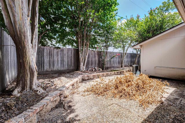 9650 Val Verde Street, Houston, TX 77063