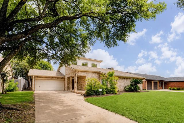 9650 Val Verde Street, Houston, TX 77063