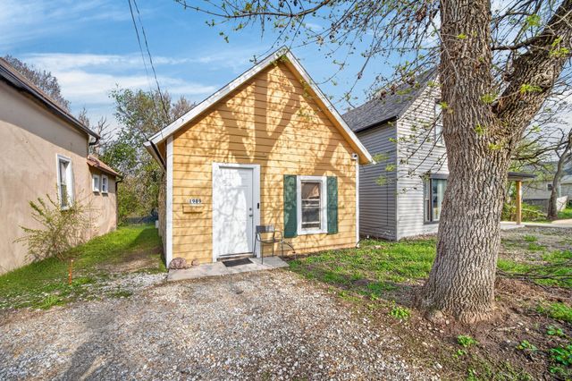 1987 & 1989 SW 1st Street, Des Moines, IA 50315