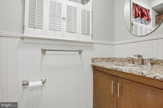 709 SUELLEN DR, King Of Prussia, PA 19406