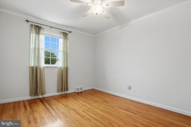 709 SUELLEN DR, King Of Prussia, PA 19406