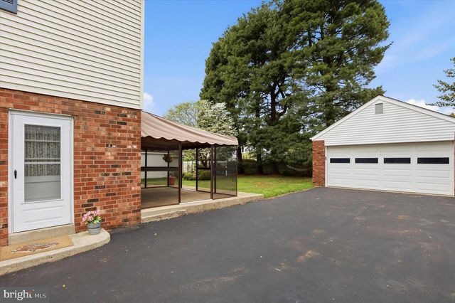 709 SUELLEN DR, King Of Prussia, PA 19406