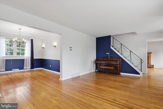 709 SUELLEN DR, King Of Prussia, PA 19406