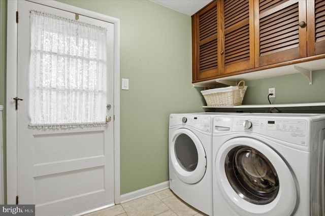709 SUELLEN DR, King Of Prussia, PA 19406