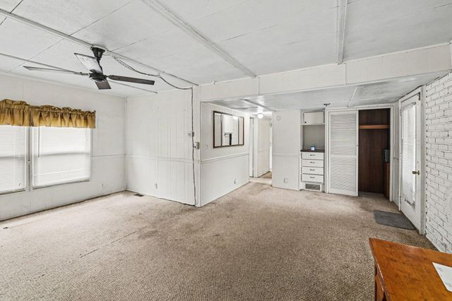 39391 Sandyridge Circle, Mattawan, MI 49071