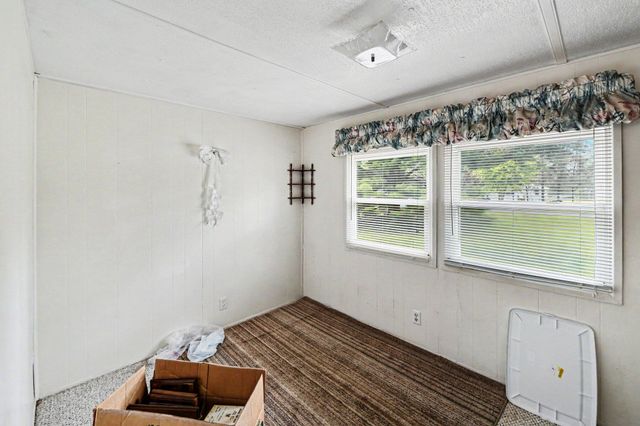39391 Sandyridge Circle, Mattawan, MI 49071