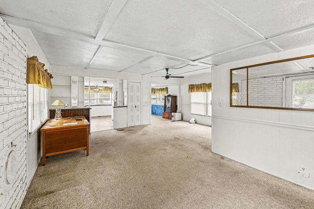 39391 Sandyridge Circle, Mattawan, MI 49071