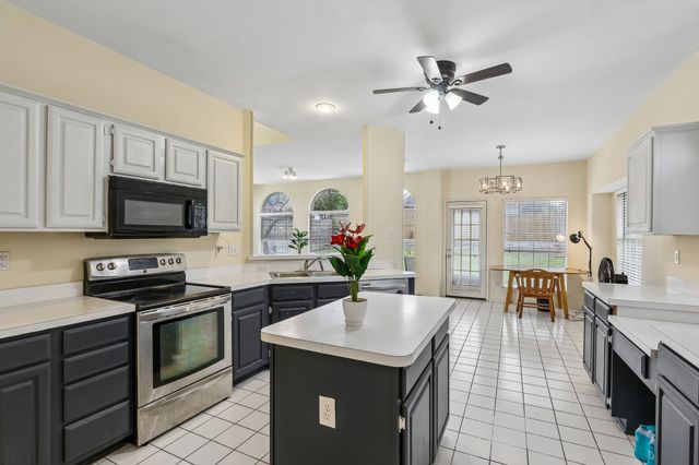 2308 London Drive, Plano, TX 75025