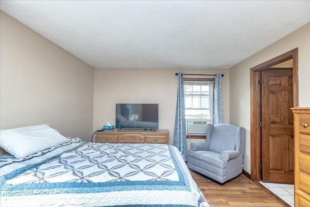 36 Thomas Ave, Haverhill, MA 01832