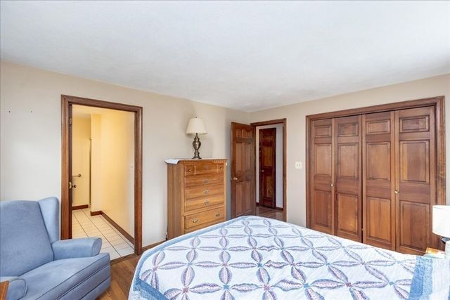 36 Thomas Ave, Haverhill, MA 01832