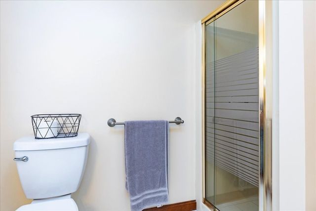 36 Thomas Ave, Haverhill, MA 01832