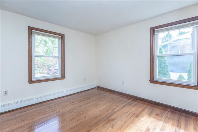 36 Thomas Ave, Haverhill, MA 01832