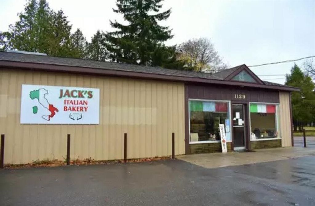 1129 N State Street, Big Rapids, MI 49307