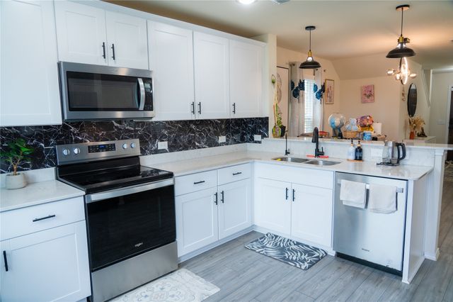 415 Grenada Lake Drive, Princeton, TX 75407