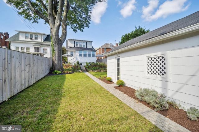 6523 7TH ST NW, Washington, DC 20012