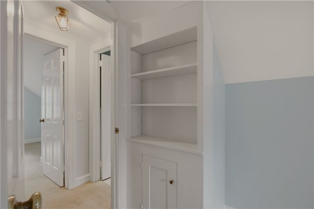 26 Roberta Drive, Barrington, RI 02806