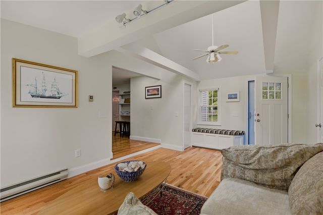 26 Roberta Drive, Barrington, RI 02806