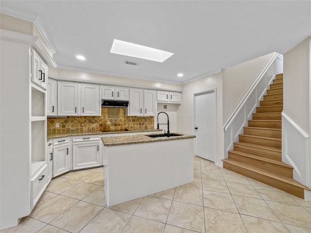 7519 Teal Run Drive, Houston, TX 77071