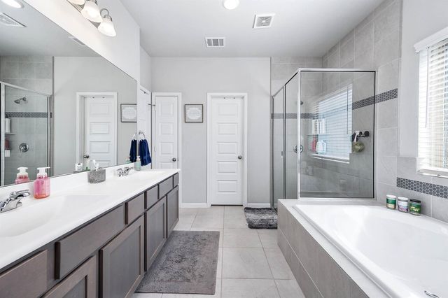 1730 Yaupon Trail Court, Alvin, TX 77511