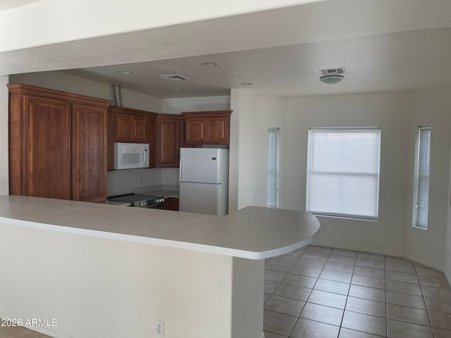 323 S ROOSEVELT Street 1001, Tempe, AZ 85281