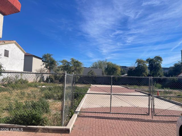 323 S ROOSEVELT Street 1001, Tempe, AZ 85281