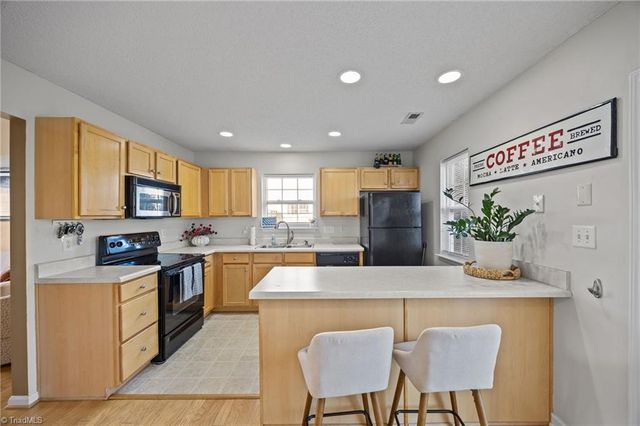 6415 Coral Vine Way, Whitsett, NC 27377