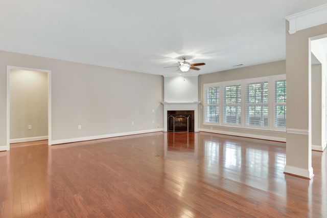 221 Antebellum Ln, Mount Juliet, TN 37122