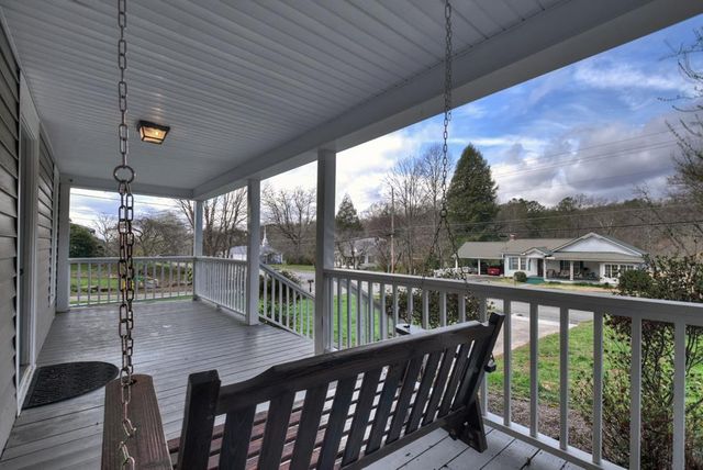 1133 E Main Street, Blue Ridge, GA 30513