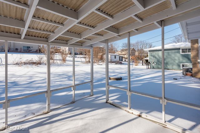 102 Grove Avenue, Glen Ellyn, IL 60137