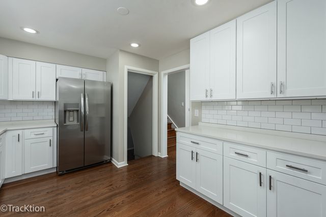 102 Grove Avenue, Glen Ellyn, IL 60137