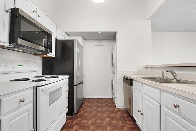 13215 Emily Road 2207, Dallas, TX 75240