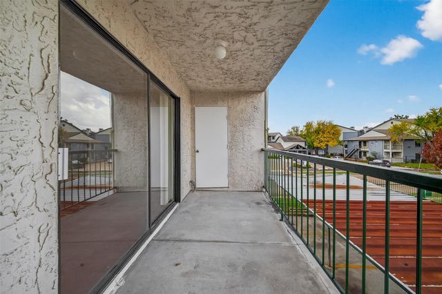 2818 S Bartell Drive 25, Houston, TX 77054