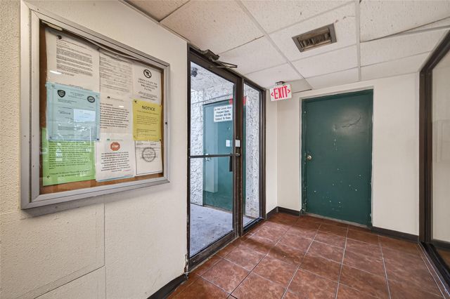 2818 S Bartell Drive 25, Houston, TX 77054