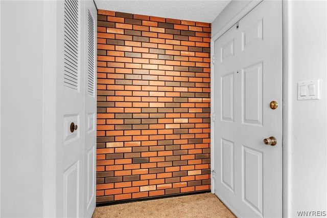 4246 Mistymeadow Lane, Hamburg, NY 14075
