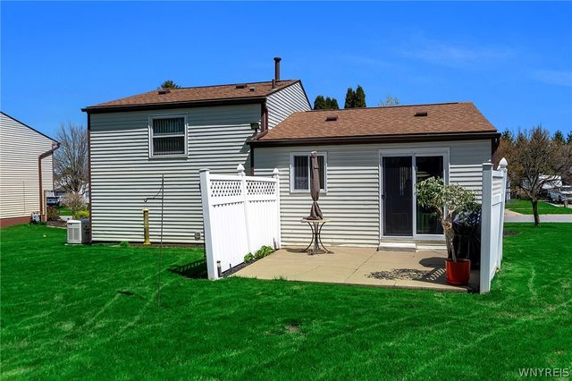 4246 Mistymeadow Lane, Hamburg, NY 14075