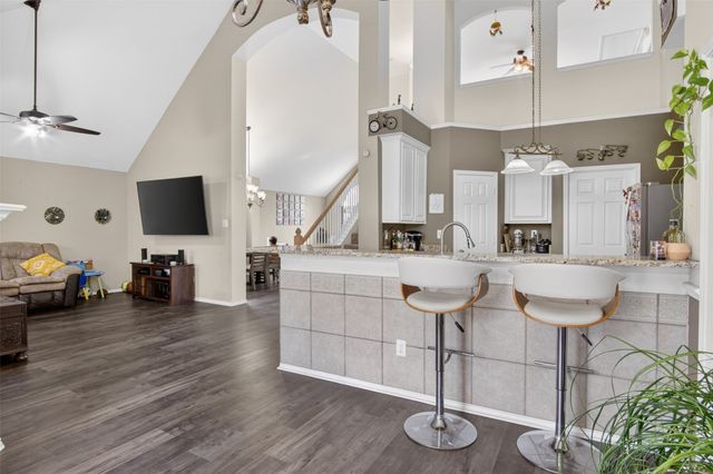 10115 Andre Drive, Irving, TX 75063