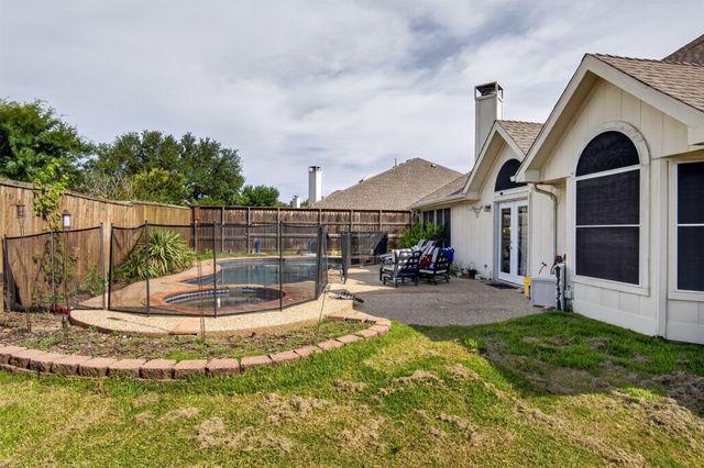 10115 Andre Drive, Irving, TX 75063