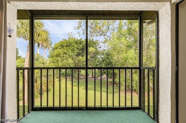 5857 Rattlesnake Hamm RD 204, Naples, FL 34113