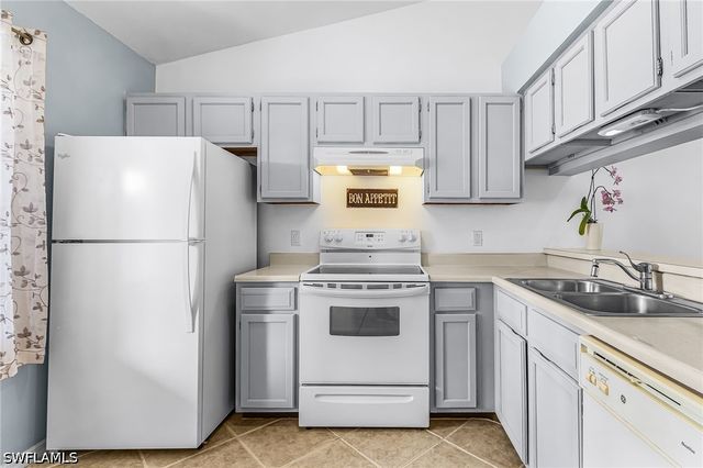 5857 Rattlesnake Hamm RD 204, Naples, FL 34113