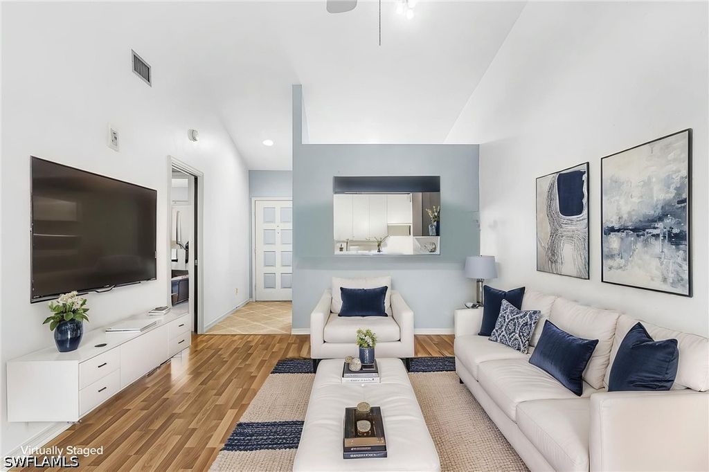 5857 Rattlesnake Hamm RD 204, Naples, FL 34113
