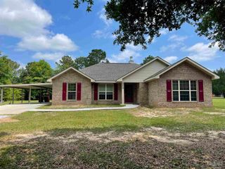 3526 Jubilee Dr, Pace, FL 32571